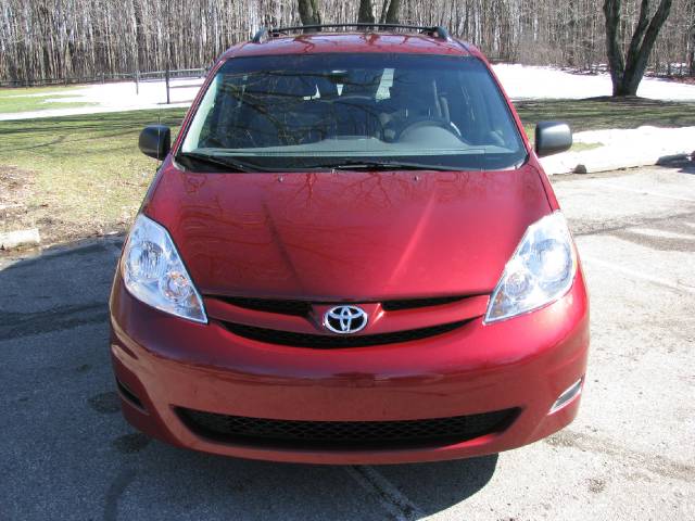 Toyota Sienna 2009 photo 5