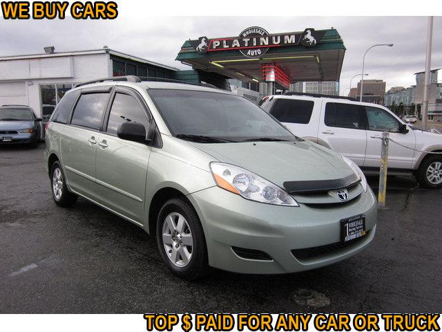 Toyota Sienna X MiniVan