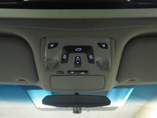 Toyota Sienna 2011 photo 14