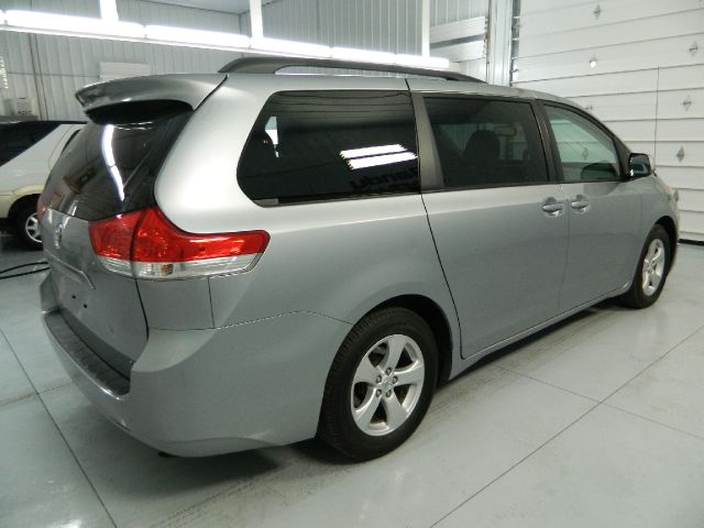 Toyota Sienna 4dr Wgn Auto Grand Touring MiniVan