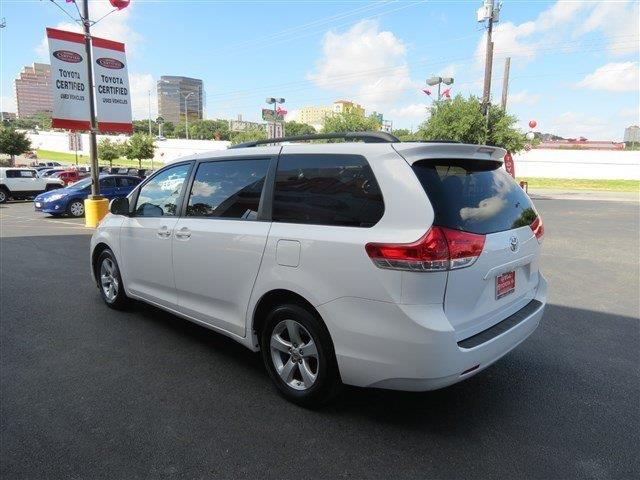 Toyota Sienna X MiniVan