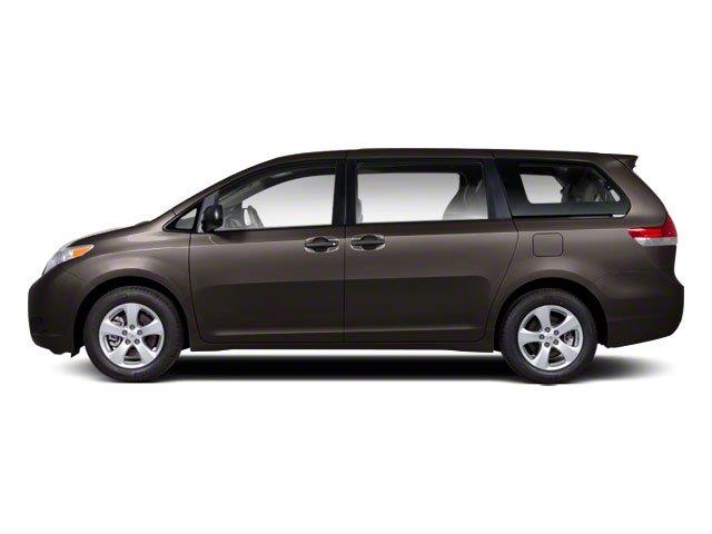 Toyota Sienna 2011 photo 3