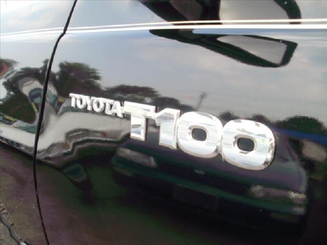 Toyota T100 1997 photo 1