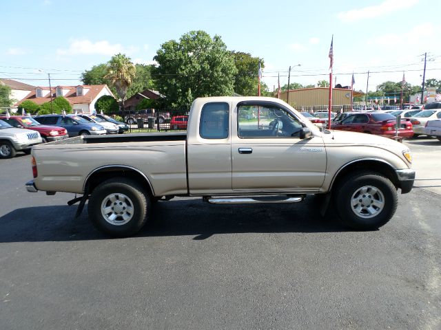 Toyota Tacoma 1996 photo 3