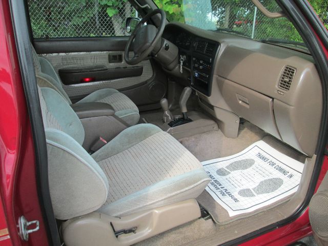 Toyota Tacoma 1996 photo 1