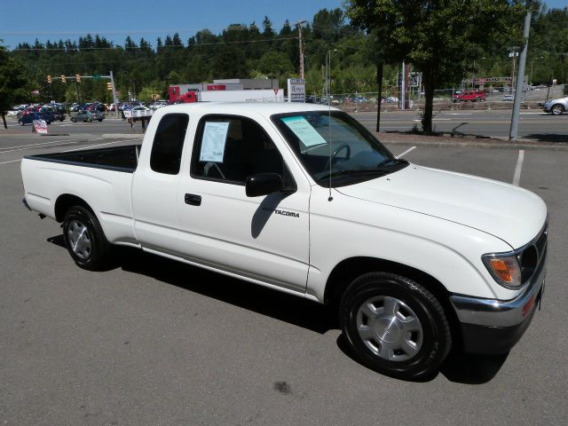 Toyota Tacoma 1996 photo 1