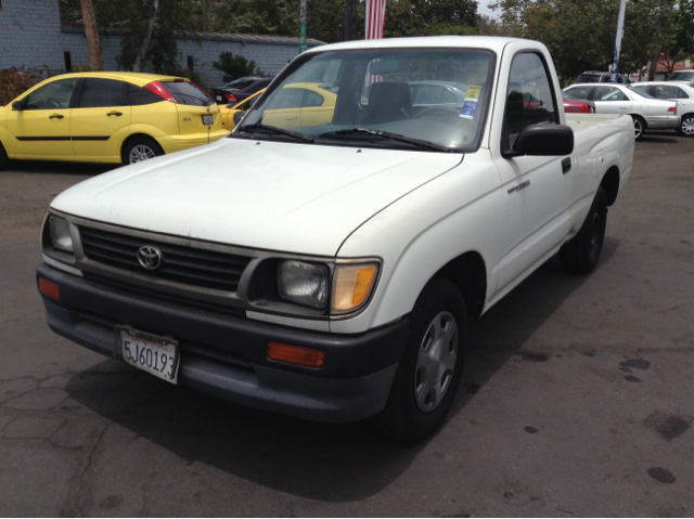 Toyota Tacoma 1996 photo 3