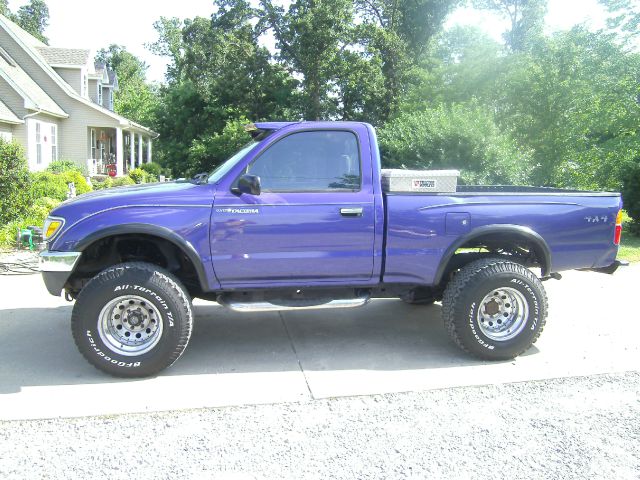 Toyota Tacoma 1997 photo 12