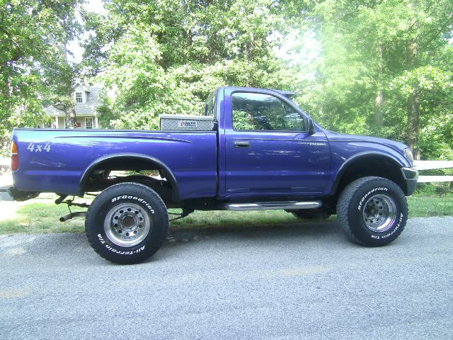 Toyota Tacoma 1997 photo 6