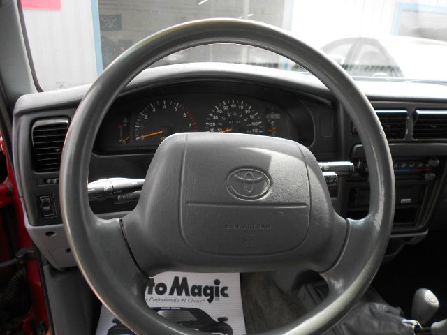 Toyota Tacoma 1997 photo 4