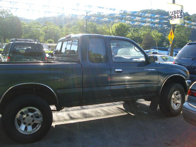 Toyota Tacoma 1997 photo 2