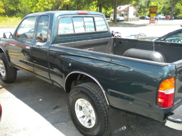 Toyota Tacoma 1997 photo 10