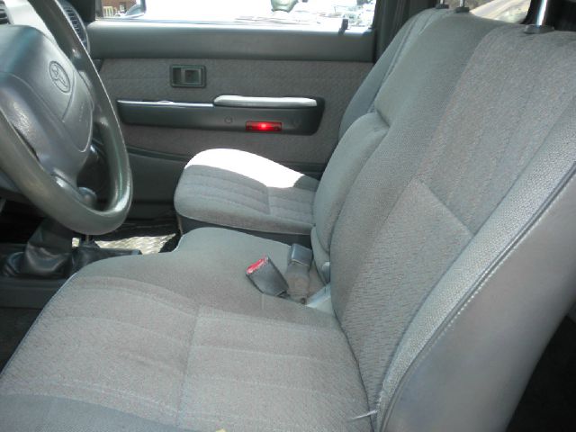 Toyota Tacoma 1997 photo 11