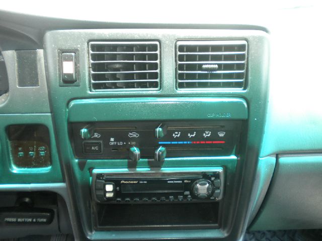 Toyota Tacoma 1997 photo 6