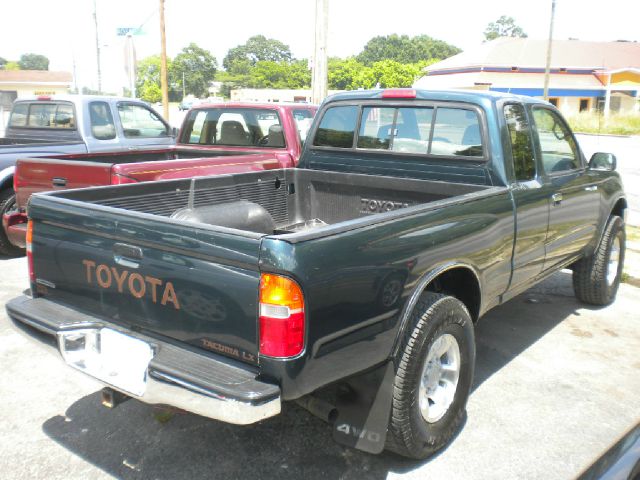 Toyota Tacoma 1997 photo 8