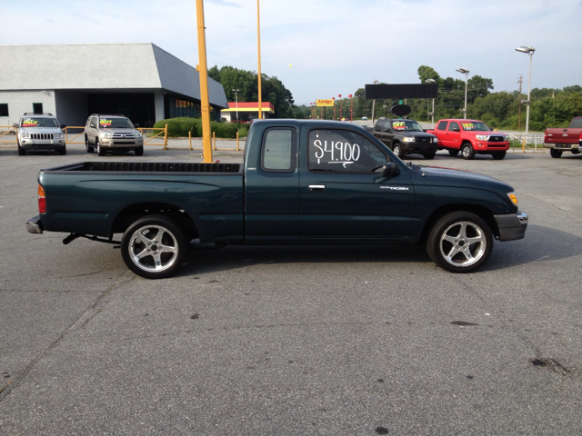 Toyota Tacoma 1998 photo 1