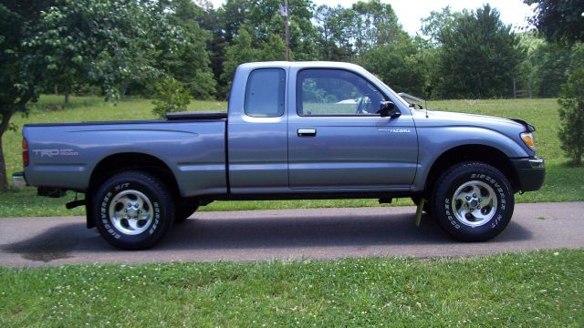 Toyota Tacoma 1998 photo 2