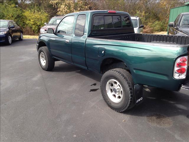 Toyota Tacoma 1999 photo 1