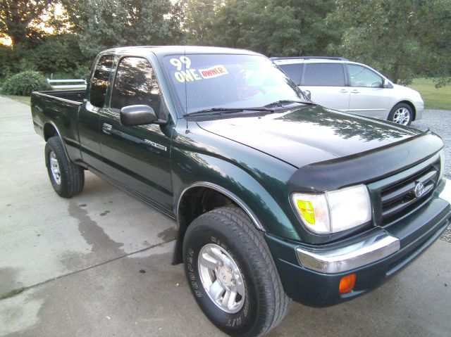 Toyota Tacoma 1.8T Quatt-sunroof-leather Pickup Truck