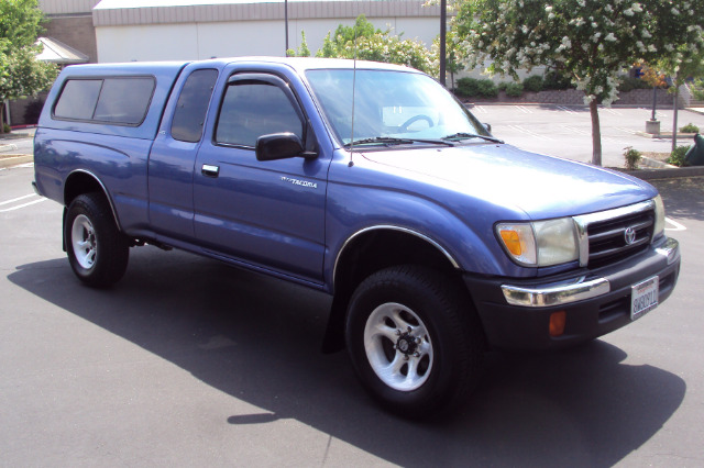 Toyota Tacoma 1999 photo 1