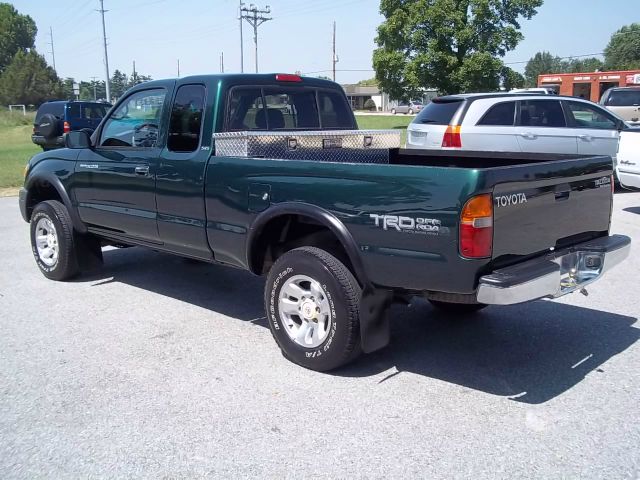 Toyota Tacoma 1999 photo 2