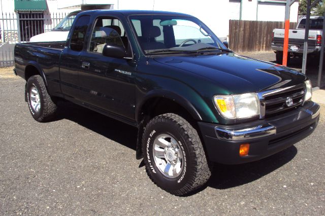 Toyota Tacoma 1999 photo 2