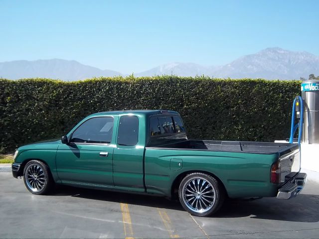 Toyota Tacoma 1999 photo 3