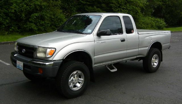 Toyota Tacoma 2000 photo 6