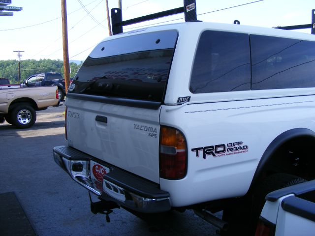 Toyota Tacoma 2000 photo 1