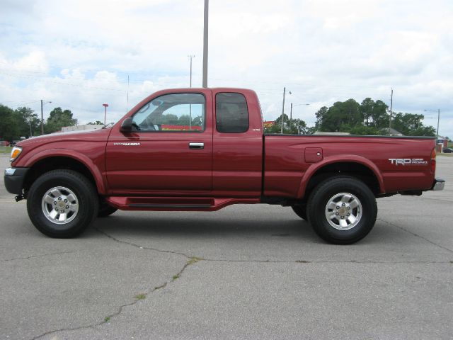 Toyota Tacoma 2000 photo 3