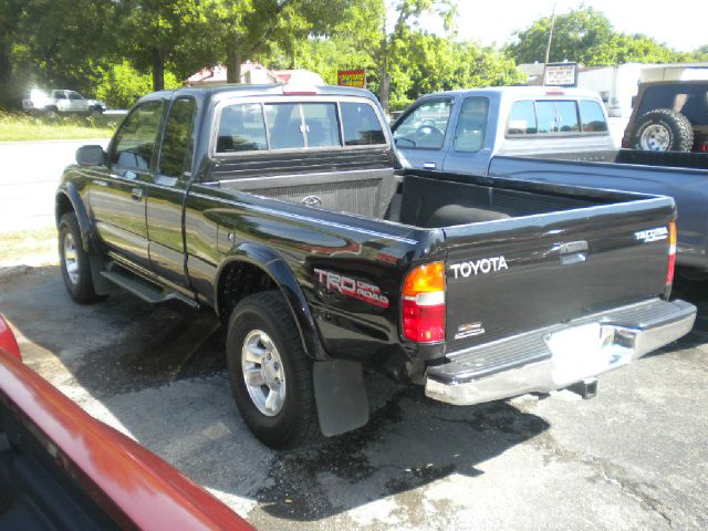 Toyota Tacoma 2000 photo 1