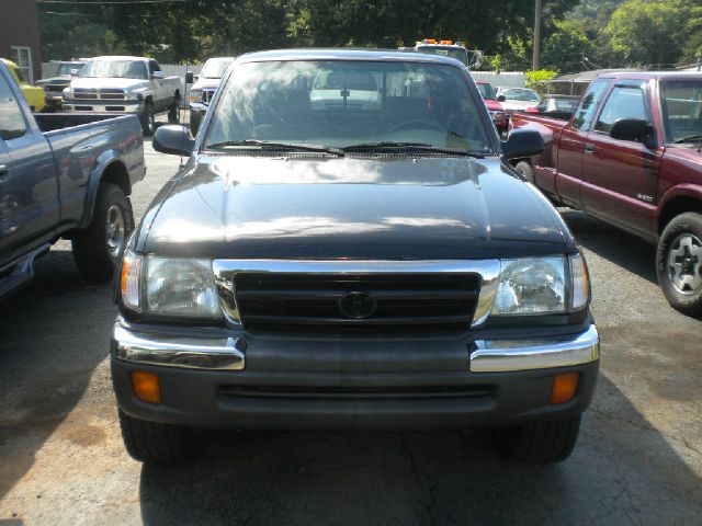 Toyota Tacoma 2000 photo 4