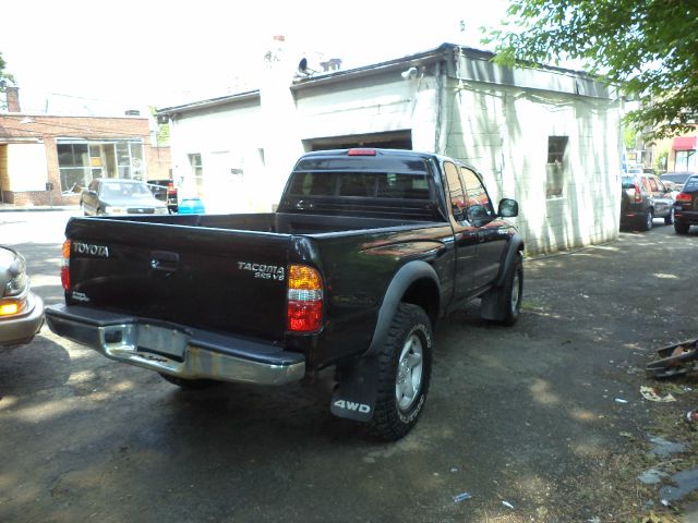 Toyota Tacoma 2001 photo 2