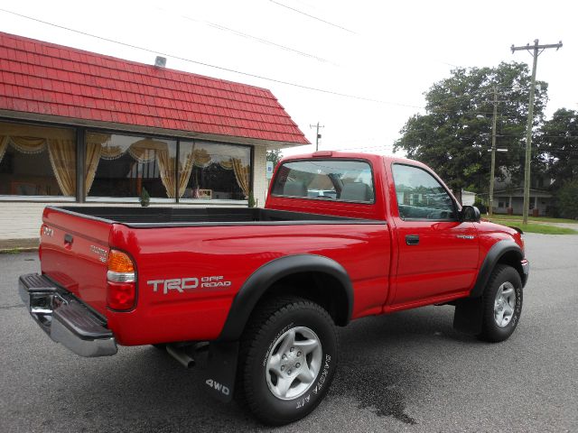 Toyota Tacoma 4WD 4dr AT Pickup Truck