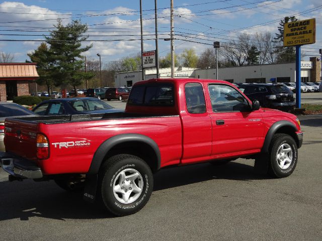 Toyota Tacoma LT Pickup 4D 6 1/2 Ft Pickup Truck