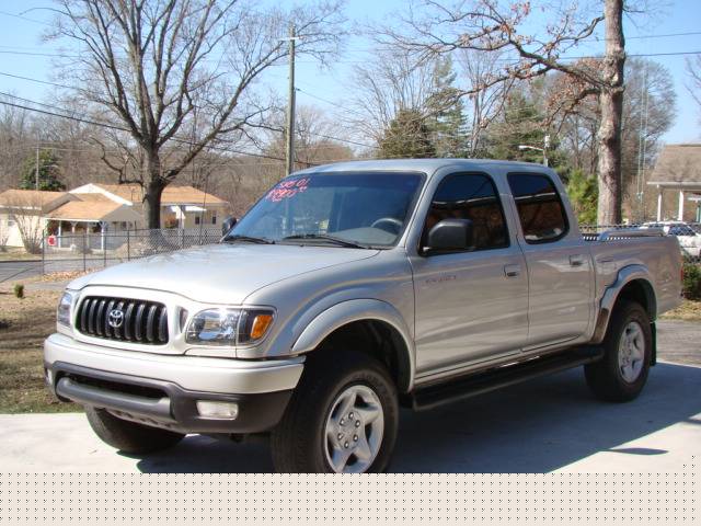 Toyota Tacoma XLT 2WD Pickup