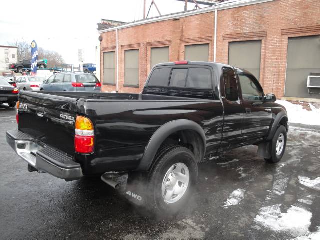 Toyota Tacoma 2001 photo 2