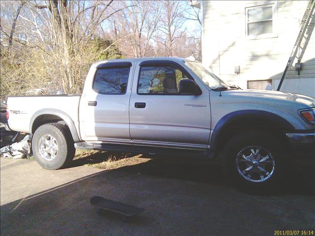 Toyota Tacoma 2001 photo 2