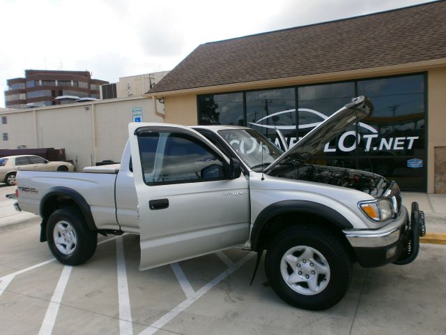 Toyota Tacoma LT Pickup 4D 6 1/2 Ft Pickup Truck