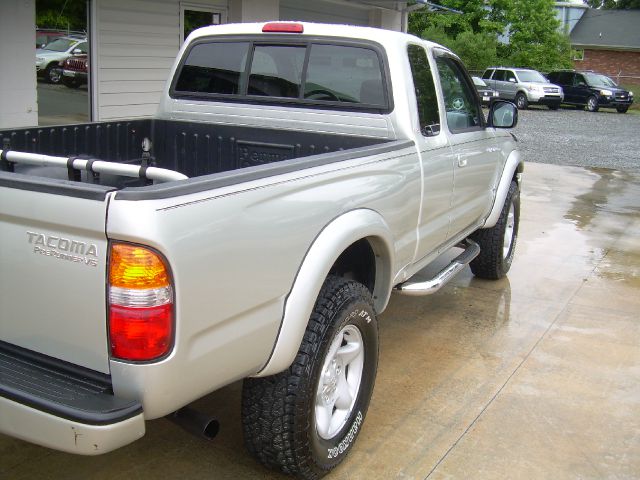 Toyota Tacoma 2001 photo 9