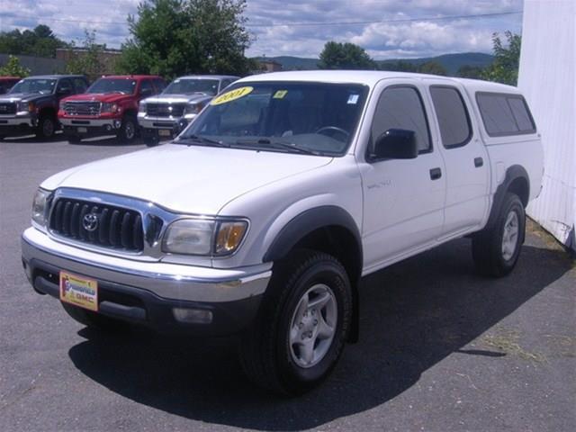 Toyota Tacoma 2001 photo 2