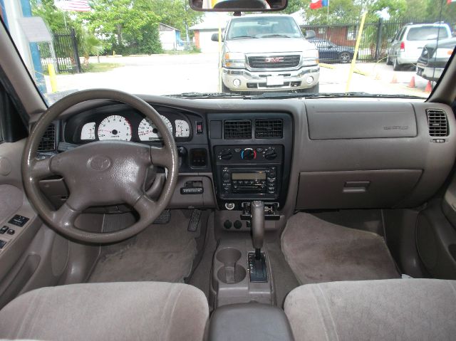 Toyota Tacoma 2001 photo 1