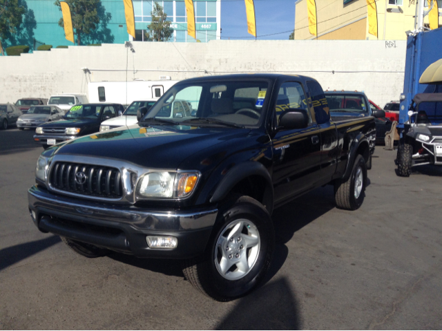 Toyota Tacoma LT Pickup 4D 6 1/2 Ft Pickup Truck