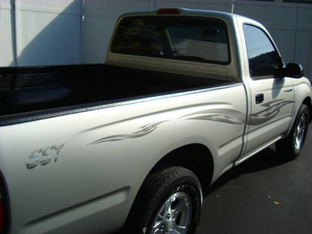 Toyota Tacoma 2001 photo 2