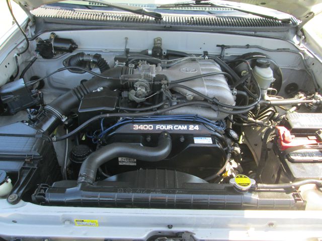 Toyota Tacoma 2002 photo 1