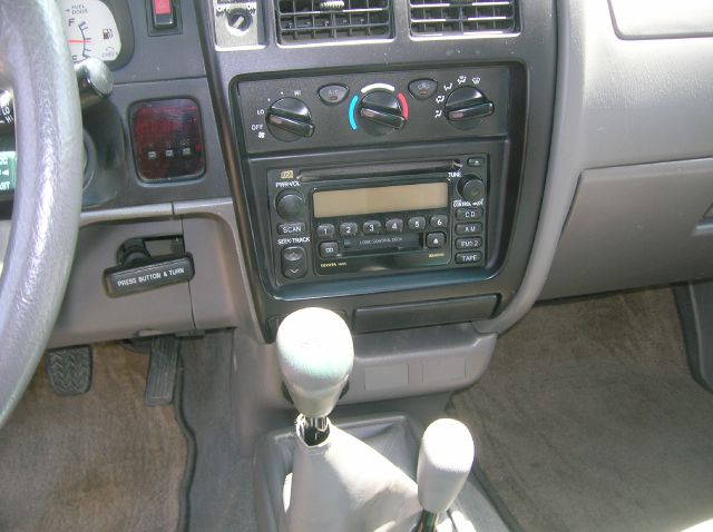 Toyota Tacoma 2002 photo 3