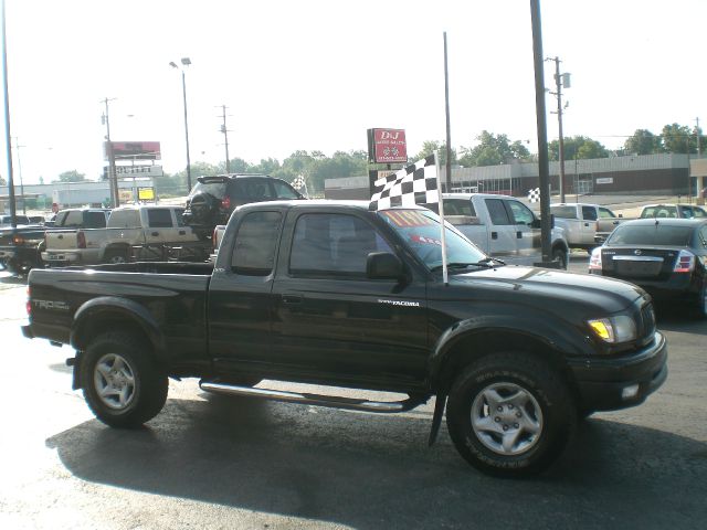 Toyota Tacoma 2002 photo 2