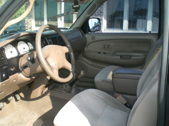 Toyota Tacoma 2002 photo 4