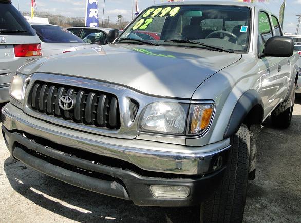 Toyota Tacoma XLT 2WD Pickup