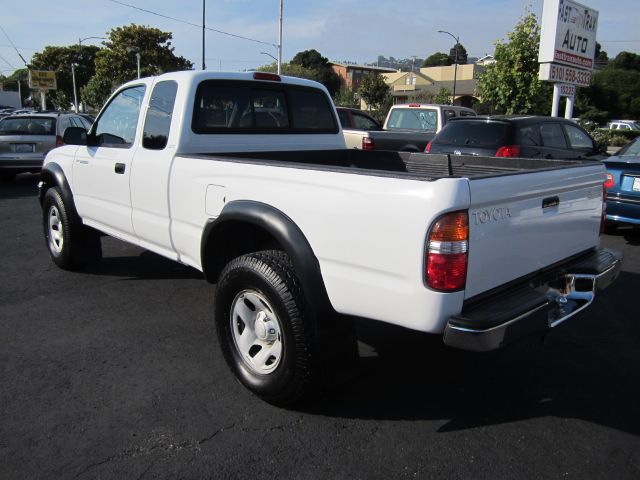 Toyota Tacoma 2002 photo 3